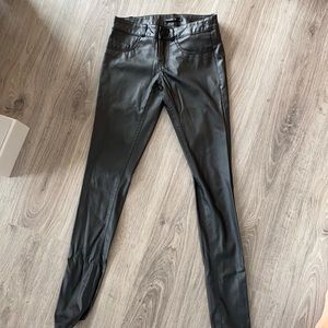 Faux Leather Skinny jeans